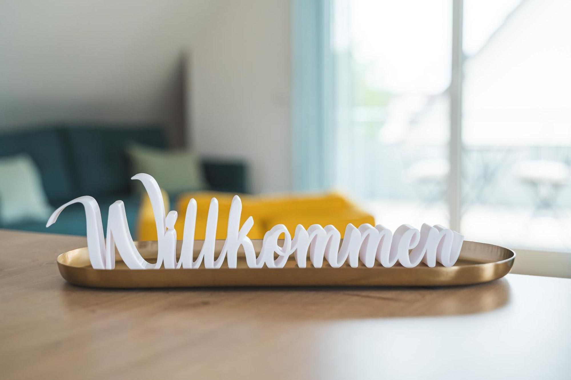 Design-Apartment - Kueche - Balkon - Tiefgarage Leinfelden-Echterdingen Eksteriør billede